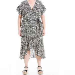 NWT MAX STUDIO Floral Black and White Wrap Dress